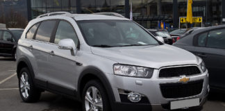chevrolet captiva wady