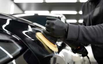 Polerowanie samochodu polerką elektryczną