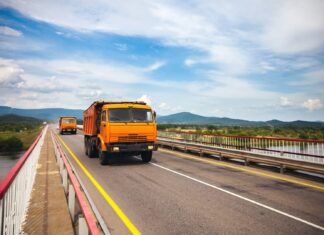 Jak mądrze kupić używanego Kamaza i uniknąć kosztownych błędów?