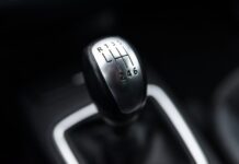 Jakie są zalety automatycznych skrzyń biegów?
