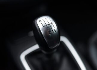 Jakie są zalety automatycznych skrzyń biegów?